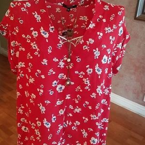 Floral red top